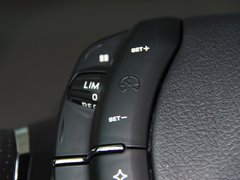 2010款 两厢 2.0L 自动 时尚型