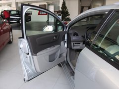 2010款 两厢 2.0L 自动 时尚型