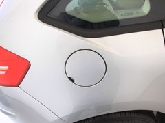 2010款 两厢 2.0L 自动 时尚型