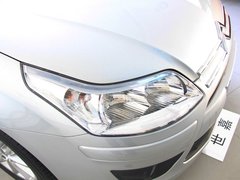 2010款 两厢 2.0L 自动 时尚型