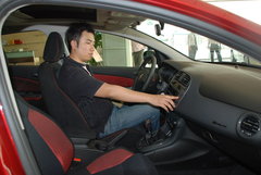 2009款 1.4T 自动 豪华版