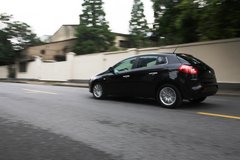 2009款 1.4T 自动 豪华版