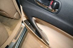 2007款 300 3.0L 自动 炫动特别版