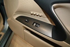 2007款 300 3.0L 自动 炫动特别版