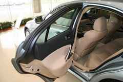 2007款 300 3.0L 自动 炫动特别版