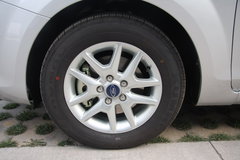 2011款 三厢 1.8L 自动 时尚型