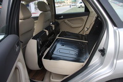 2011款 三厢 1.8L 自动 时尚型