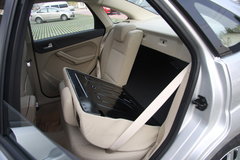 2011款 三厢 1.8L 自动 时尚型