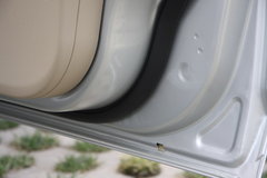 2011款 三厢 1.8L 自动 时尚型