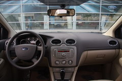 2011款 三厢 1.8L 自动 豪华型