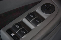 2009款 两厢 2.0L 手动 运动型