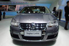 2009款 2.0L 自动 真皮版