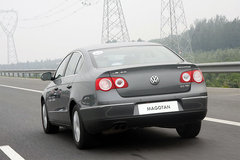 2009款 2.0L 自动 真皮版