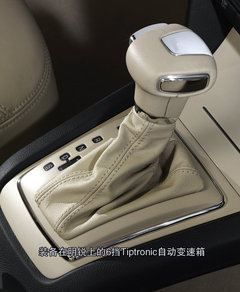 2009款 2.0L 自动 真皮版