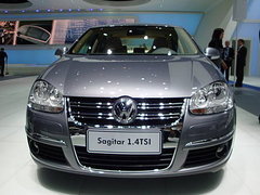 2009款 2.0L 自动 真皮版