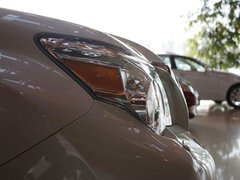 2010款 460 4.6 自动 7座