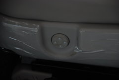 2009款 3.8L 自动 旗舰版