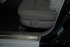 2009款 3.8L 自动 旗舰版