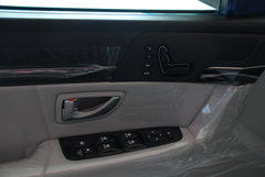 2009款 3.8L 自动 旗舰版