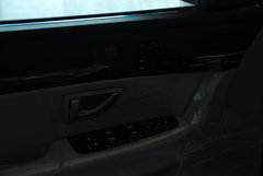 2009款 3.8L 自动 旗舰版