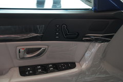 2009款 3.8L 自动 旗舰版