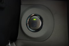 2009款 3.8L 自动 旗舰版