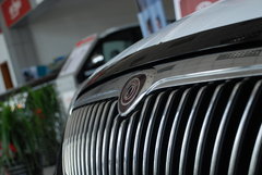 2009款 3.8L 自动 旗舰版