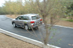 2009款 570 5.7 自动 增配版 8座