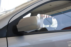 2009款 三厢 1.5L AMT 旗舰型