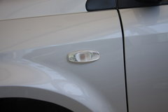 2009款 三厢 1.5L AMT 旗舰型