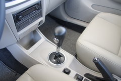 2009款 三厢 1.5L AMT 旗舰型