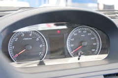2009款 三厢 1.5L AMT 旗舰型