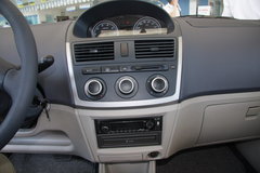 2009款 三厢 1.5L AMT 旗舰型