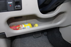 2009款 三厢 1.5L AMT 旗舰型