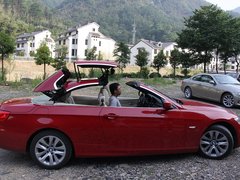 2011款 320i 2.0L 双门轿跑车