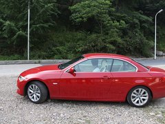 2011款 320i 2.0L 双门轿跑车