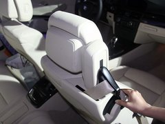 2011款 320i 2.0L 双门轿跑车