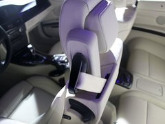 2011款 320i 2.0L 双门轿跑车