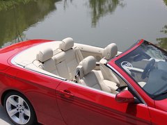 2011款 320i 2.0L 双门轿跑车