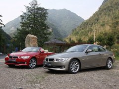2011款 320i 2.0L 双门轿跑车