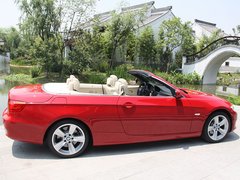 2011款 320i 2.0L 双门轿跑车