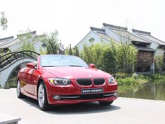 2011款 320i 2.0L 双门轿跑车