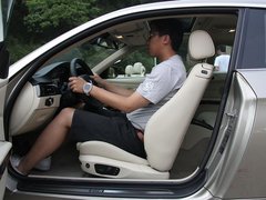 2011款 320i 2.0L 双门轿跑车