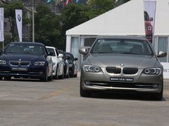 2011款 320i 2.0L 双门轿跑车