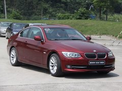 2011款 320i 2.0L 双门轿跑车