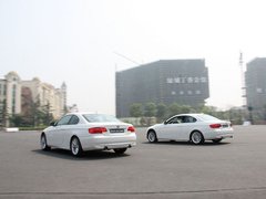2011款 320i 2.0L 双门轿跑车