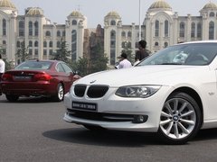 2011款 320i 2.0L 双门轿跑车