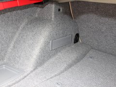 2011款 320i 2.0L 双门轿跑车