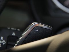 2011款 320i 2.0L 双门轿跑车