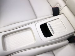 2011款 320i 豪华型